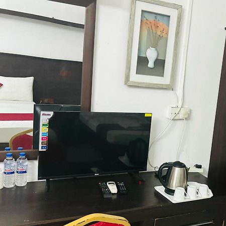 Hotel Nelly Vavuniya Habitación foto